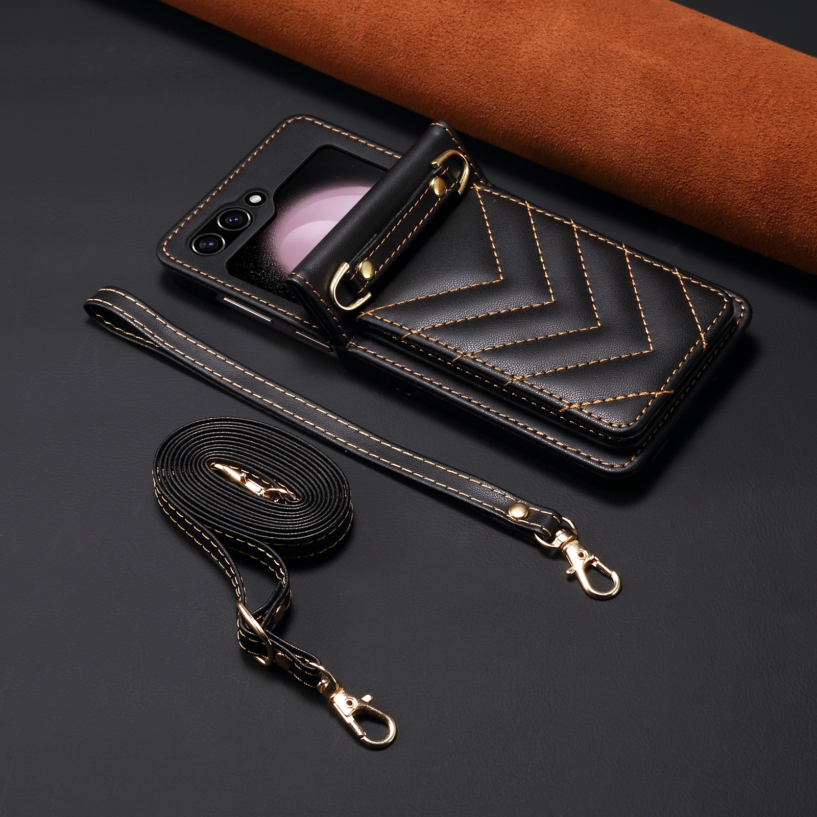 Luxurious Bag - Luxury V-shaped Quilted Leather Crossbody Phone