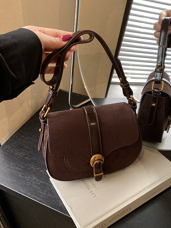 Hong Kong Retro Underarm Bag L - Luxury Bags Hong Kong ulasan dan harga