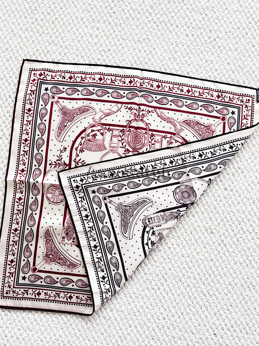 Double Faced Print Scarf Silk  - Luxury Bags Hong Kong ulasan dan harga