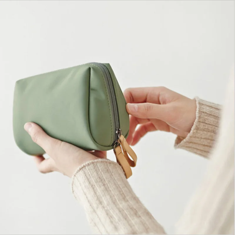 New Simple Women Cosmetic Bag  - Luxury Bags Consignment ulasan dan harga