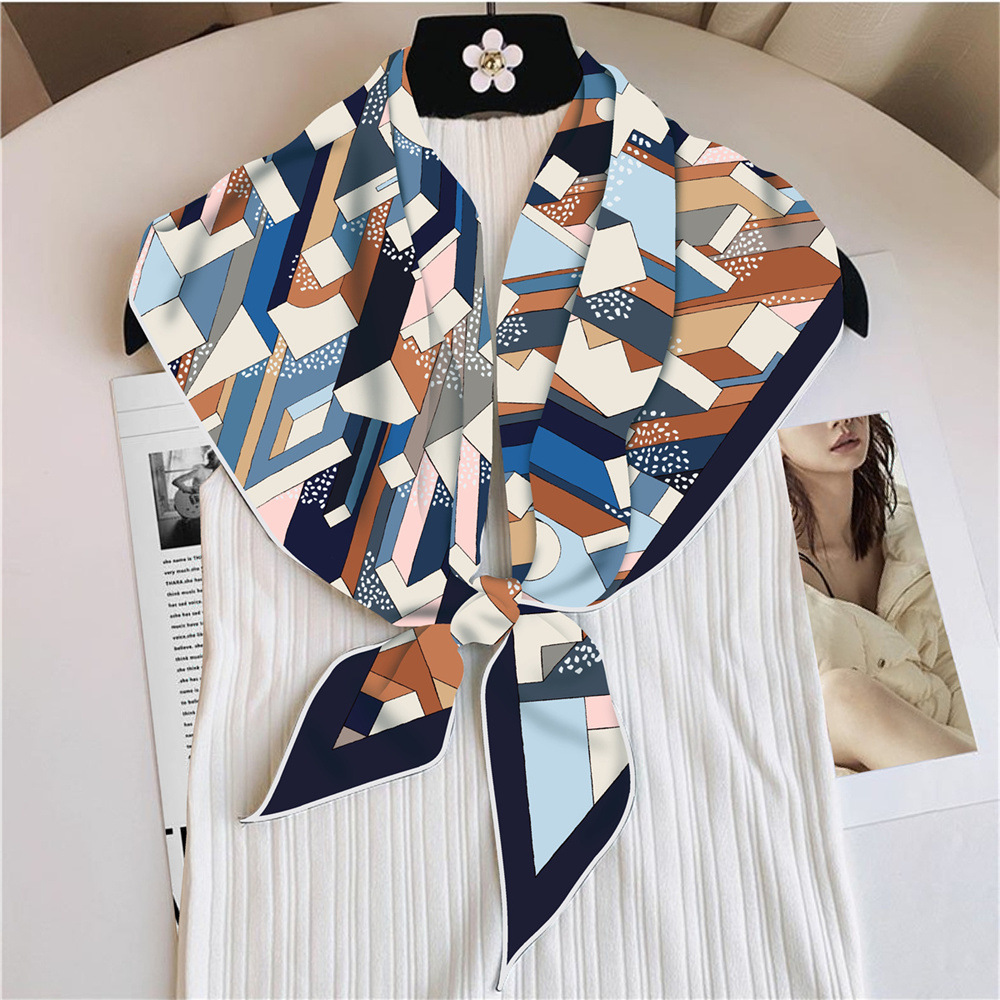 Large Triangle Shape Silk Scar - Luxury Bags Hong Kong ulasan dan harga