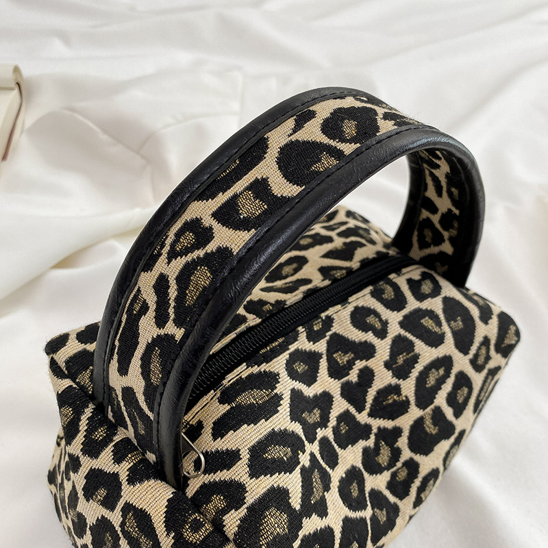 Leopard Makeup Bag Luxury  Lar - Luxury Bags Consignment ulasan dan harga