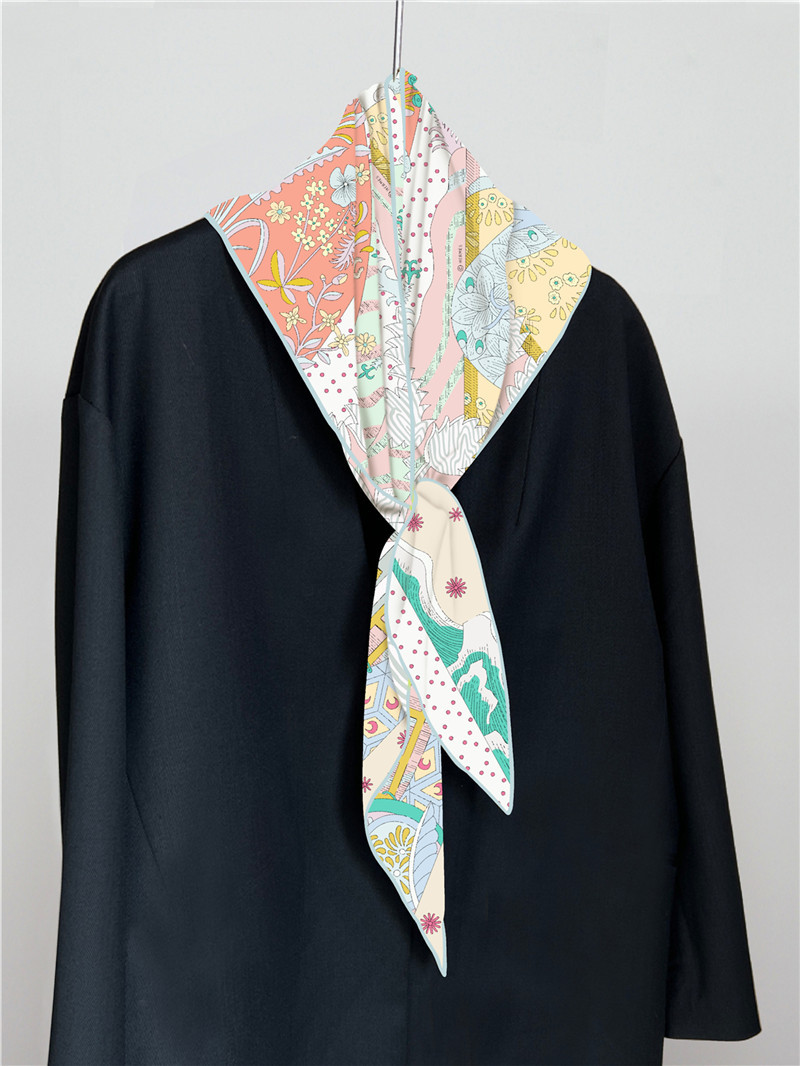 Silk Twill Scarf Triangle Shap - Luxury Bags Hong Kong ulasan dan harga