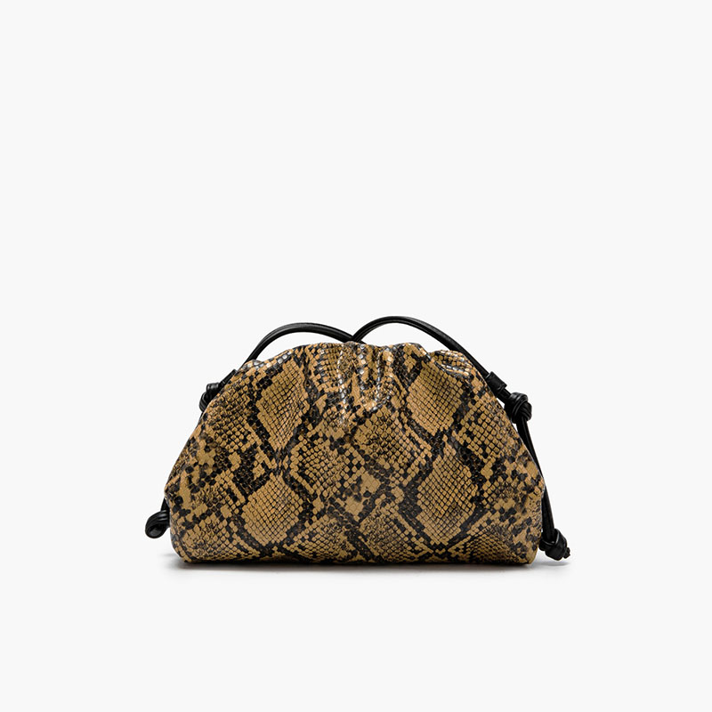 Ruched Serpentine Dumpling Bag - Luxury Bags Consignment ulasan dan harga